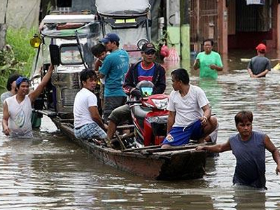 Απανωτά «χτυπήματα» της φύσης στις Φιλιππίνες