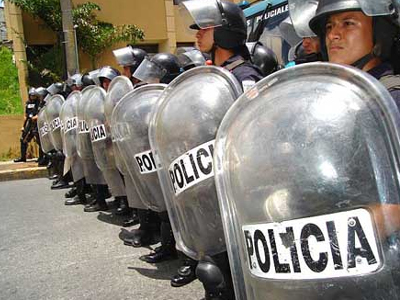 Εκκαθαρίσεις στην Ονδούρα λόγω Zelaya