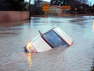 Αυξάνονται τα θύματα της κακοκαιρίας στη Γαλλία
