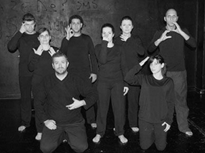 «Ένας ακούων στη χώρα των κωφών»