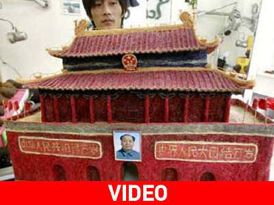 “Τρίχες” τα γλυπτά του κομμωτή!