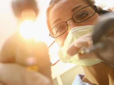 Αρνήθηκε να του φτιάξει τα δόντια επειδή τον έλεγαν «Τζιχάντ»