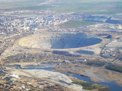 Οι μεγαλύτερες… τρύπες της Γης