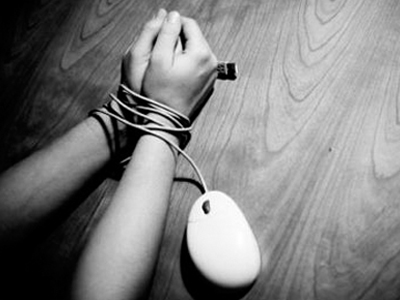 Στο «σκοτάδι» και ο στρατός στην Κίνα