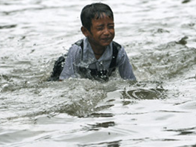 Φονικές πλημμύρες στην Ινδία
