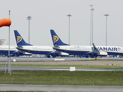 Άρση των περιορισμών στις πτήσεις αποφάσισε η ΕΕ