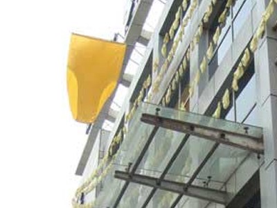 Ποιοι έκαναν σημαία τους ένα… εσώρουχο;