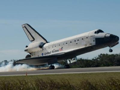 Προσεδαφίστηκε το Atlantis