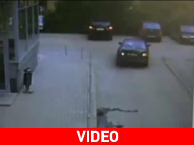 Γυναίκα. Παρκάρισμα. Πανικός…