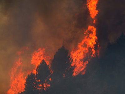 Στις φλόγες η νότια Γαλλία