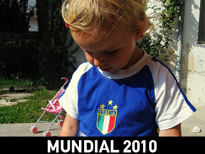 «Αφήστε το Μουντιάλ και στρωθείτε στη δουλειά»