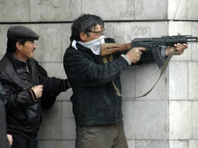 Ανεβαίνει ο αριθμός των νεκρών στο Κιργιστάν