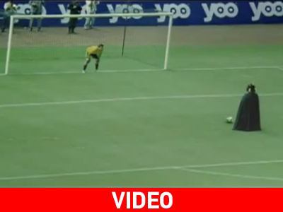 Ο «Darth Vader» εκτελεί πέναλτι