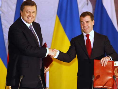 Τέλος στη νατοϊκή προοπτική της Ουκρανίας έβαλε ο Yanukovych