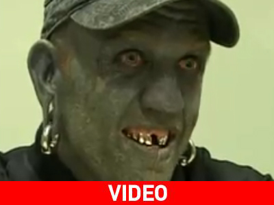 Ο άνθρωπος με τα περισσότερα τατουάζ Ο άνθρωπος με τα περισσότερα τατουάζ