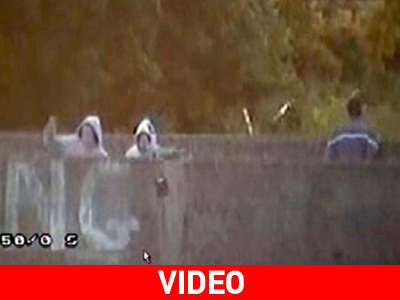 Έριχναν πέτρες σε διερχόμενα οχήματα σε εθνικό δρόμο της Μ. Βρετανίας