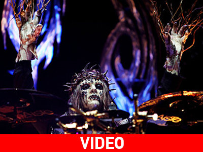 Ένα βραβείο από… βαρύ μέταλλο