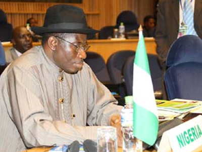 Λίστα με υποψήφιους υπουργούς έστειλε στη Γερουσία ο Νιγηριανός πρόεδρος