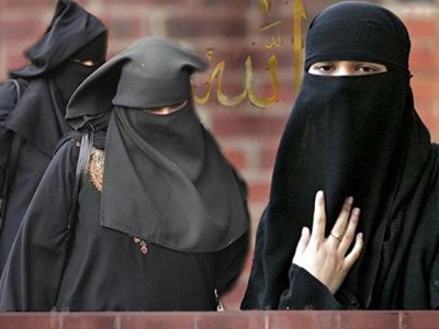 Ζητούν να ζουν στη «σκιά»