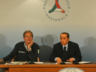 Μπερλουσκόνι: Δεν έκανε δεκτή παραίτηση υψηλόβαθμου στελέχους