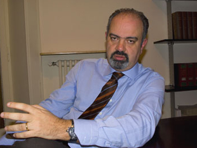 Παραιτήθηκε Ιταλός γερουσιαστής που κατηγορείται για σχέσεις με τη μαφία