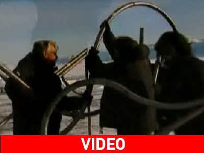 Καλλιτεχνική «παρέμβαση» για το λιώσιμο των πάγων