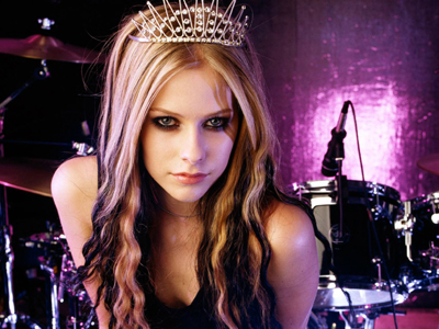 Με ποιον… “έπαιζε” η Avril Lavigne πριν χωρίσει;