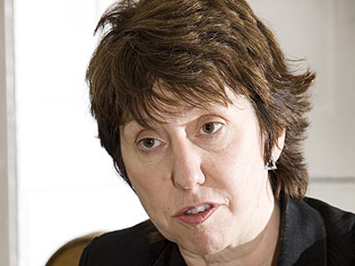 «Η ΕΕ στηρίζει εκείνους που διαδηλώνουν στο Ιράν για τη δημοκρατία»