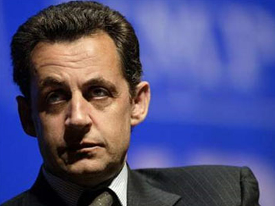 Ανασχηματισμός και ανασυγκρότηση για Σαρκοζί