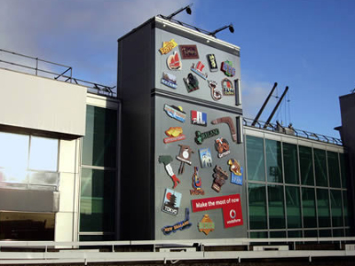 Οι εξυπνότερες διαφημίσεις πάνω σε κτίρια