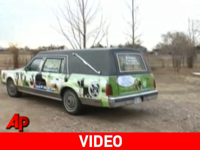 Πώς να δώσετε… ζωή σε μια νεκροφόρα