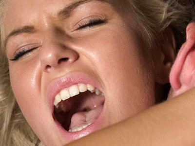 Πιο σιγά αγάπη μου… θα μας πάνε μέσα