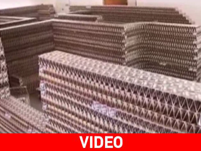 Σπίτι φτιαγμένο από… σουβέρ Σπίτι φτιαγμένο από… σουβέρ