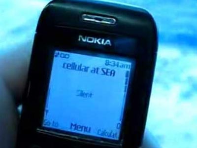 Ένα κινητό τηλέφωνο σωστός… Ροβινσώνας Κρούσος