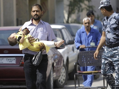 Λουτρό αίματος από μπαράζ επιθέσεων στο Ιράκ