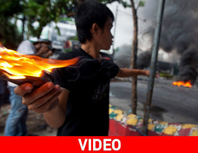 Ανένδοτοι οι διαδηλωτές στην Μπανγκόκ