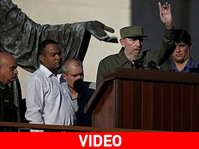 Φόρεσε και πάλι τη στολή του