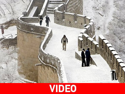 Φονική η κακοκαιρία που σαρώνει την Κίνα