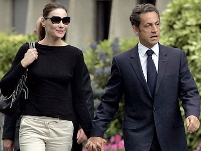 Μη μου την Κάρλα τάραττε