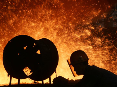 Πέθανε από την πολλή δουλειά