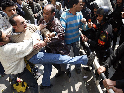 Αντιδράσεις για τη δήλωση Αιγύπτιου βουλευτή για «πυρ κατά των διαδηλωτών»