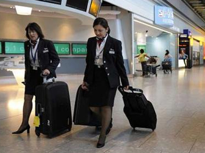 Καθηλωμένα τα σκάφη της British Airways στις εορτές