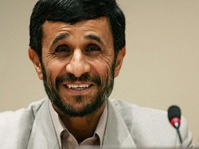 Αμερικανική βίζα ζήτησε ο Αχμαντινετζάντ