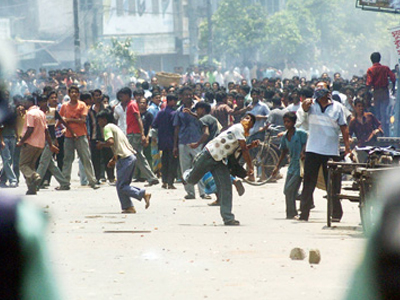 Στους δρόμους για έναν «ανθρώπινο» μισθό
