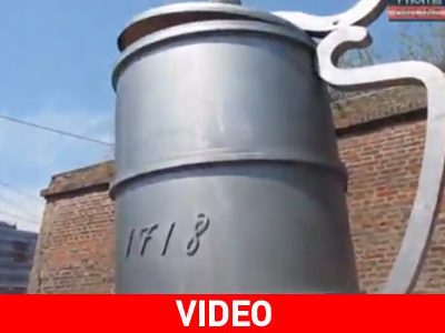 Η μεγαλύτερη κανάτα μπύρας στον κόσμο