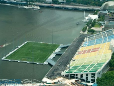 Στην έδρα τους…