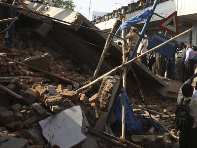 Κατάρρευση κτιρίου στη Ρωσία