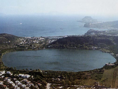 Ακόμα και οι λίμνες της Ιταλίας στη μαφία ανήκουν