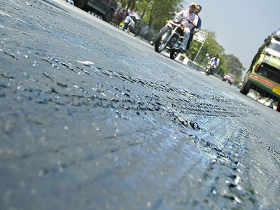 Φονικό κύμα καύσωνα σαρώνει την Ινδία