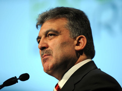 Βοήθεια για το Κυπριακό ζήτησε ο Gul